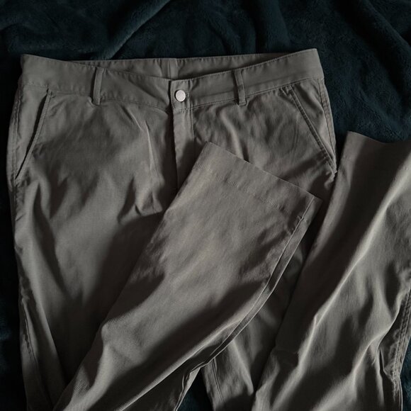 Outlier Futureworks in Dust Olive - Size 36 - Picture 8 of 8